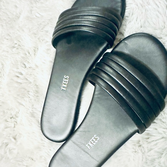 TKEES Serena Women's Classic Black Slide Sandals size 9 EUC - Picture 4 of 4